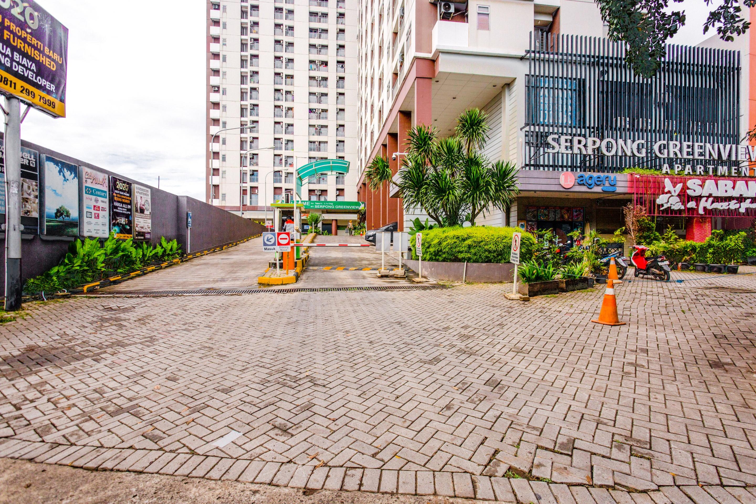 OYO 2582 Apartemen Serpong Green View Tangerang Buitenkant foto