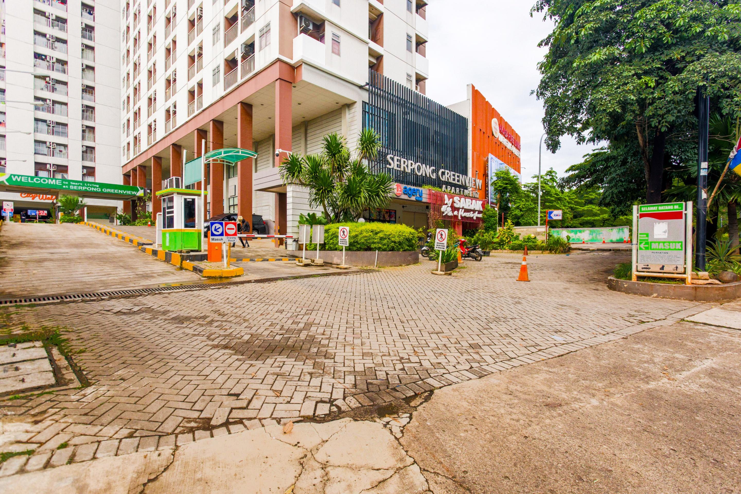 OYO 2582 Apartemen Serpong Green View Tangerang Buitenkant foto